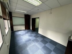 Jalan Besar (D8), Office #426069491